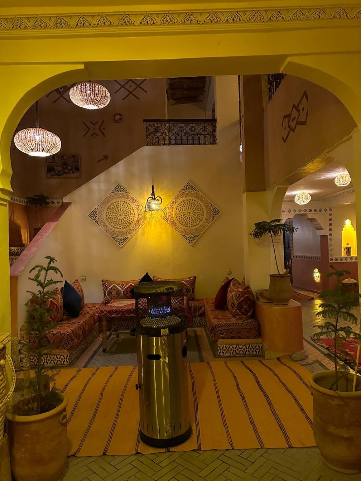 Auberge Tissadrine Akhendachou n'Ait Ouffi Exteriör bild